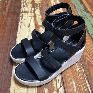 Sorel sandals